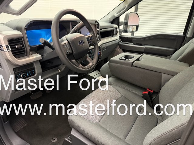 2027 Ford Super Duty F-250 SRW XLT